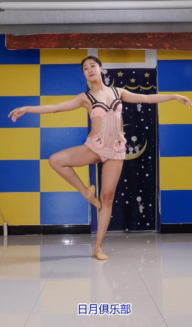 日月俱乐部 小蕾芭蕾表演