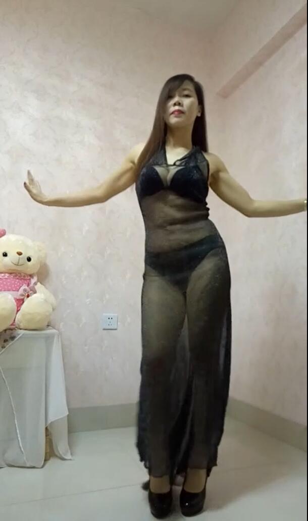 轻舞欲女之 广场舞 02