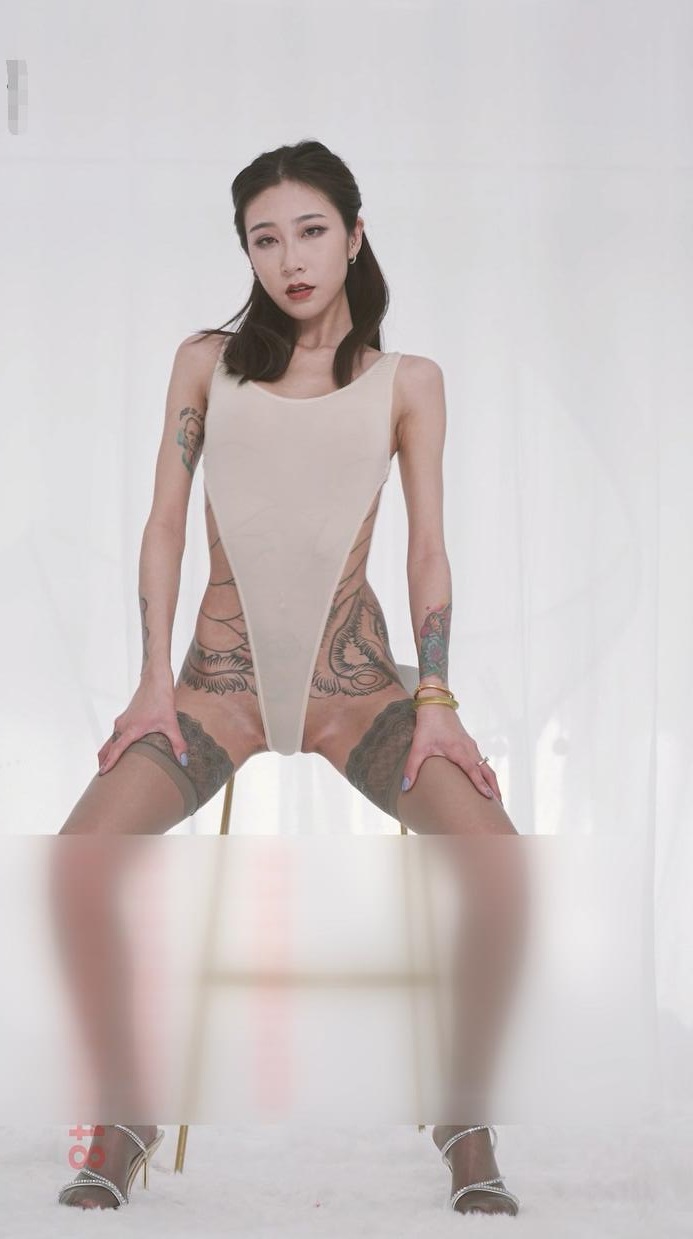 维拉Rockman 纹身女萱萱1期 03 性感热舞