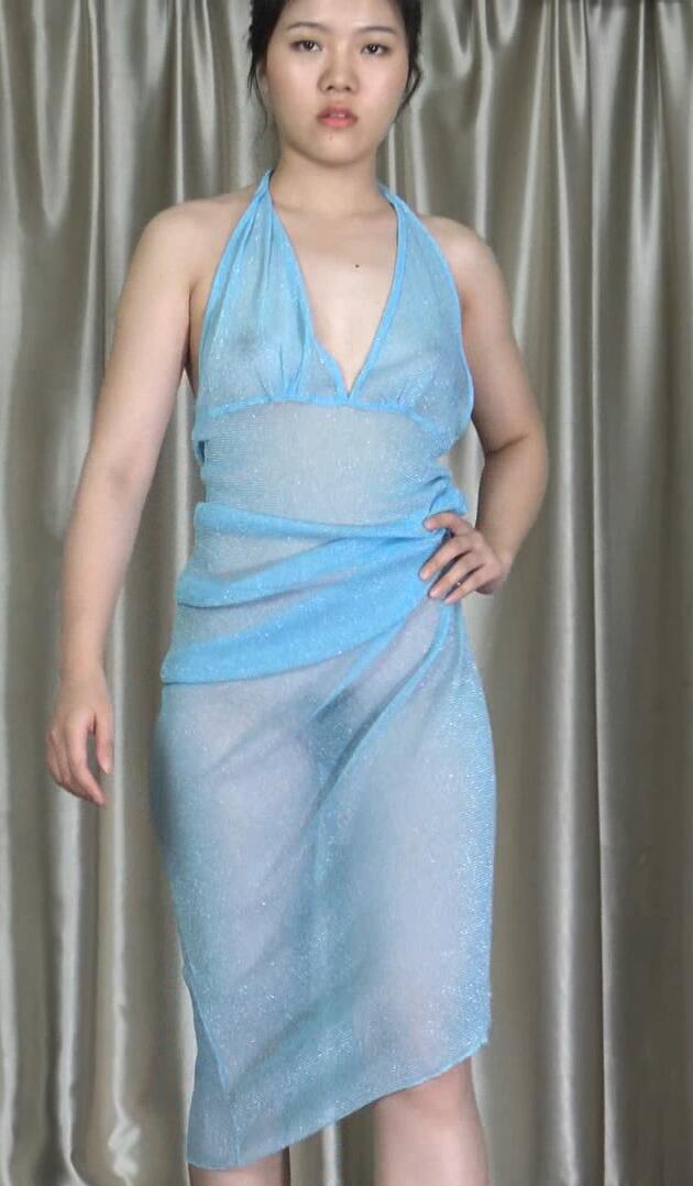 日月俱乐部 阿佳 透明连衣裙走秀