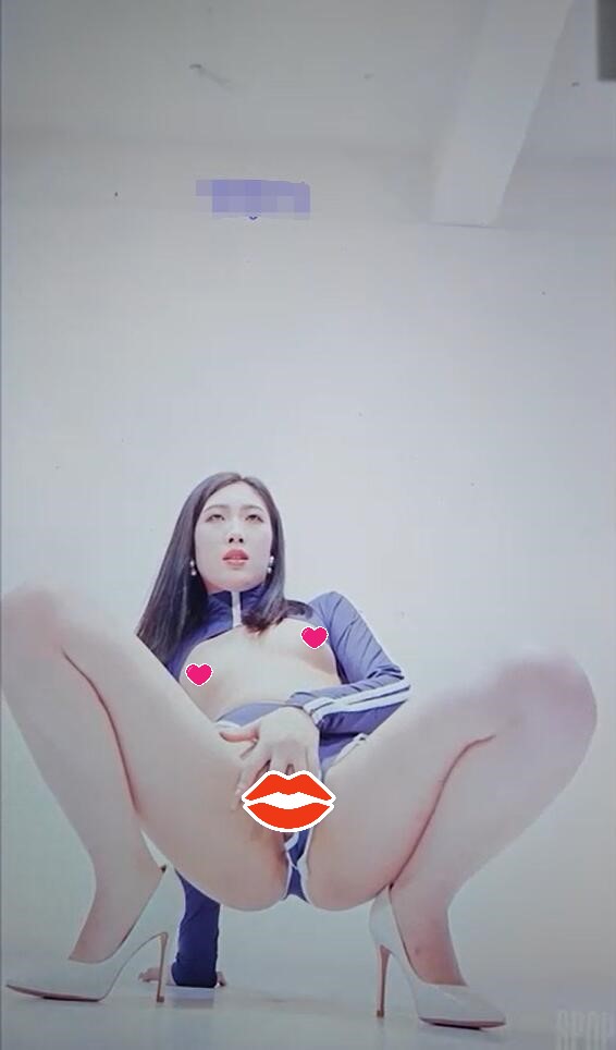 spop舞蹈 1期小奈 05嫩白姐姐性感热舞 高叉M跨看到姐姐粉嫩鲍鱼片了吗 要亲吗