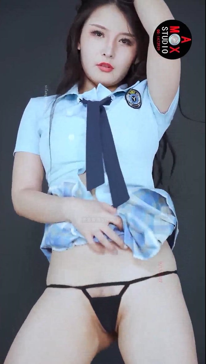 MAX出品【丹妮一期】02 性感女神 竖版