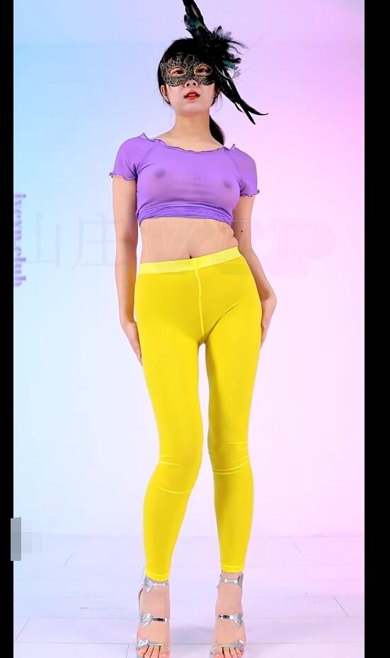 山庄VIP 小牧 性感长腿丝透视奶头  03 1V