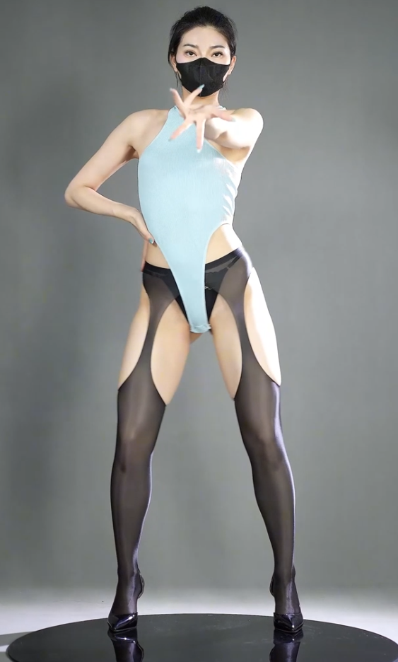 TK舞社 广场舞 小可 翘臀发达的胯部 天生优良配种的牦户 01 1v