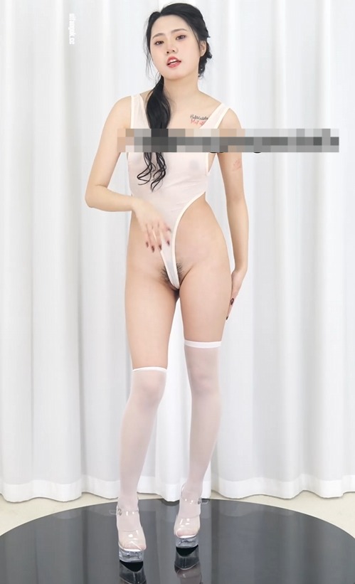 胧月馆 2月 靓女热舞 黑丝骚舞 06 1v