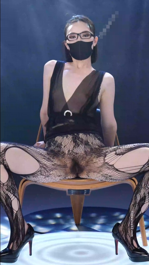 116JM舞蹈 黑丝姐姐椅子M跨热舞 1v